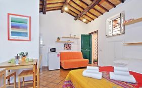 Indi Flat In Monti